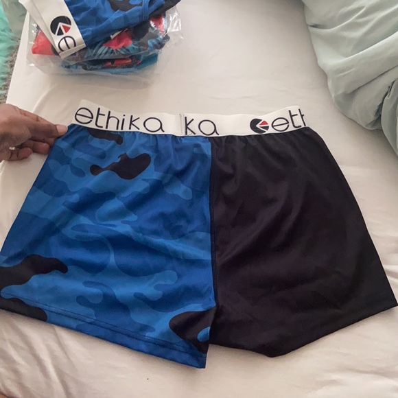 Ethika - Picture 2 of 5